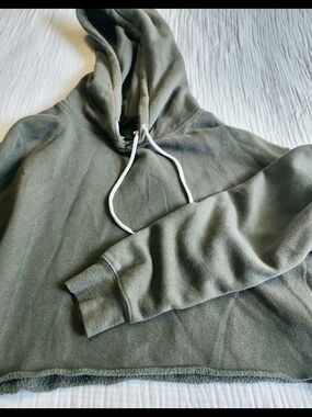 Wild Fable Olive Green Cropped Hoodie with White Drawstrings